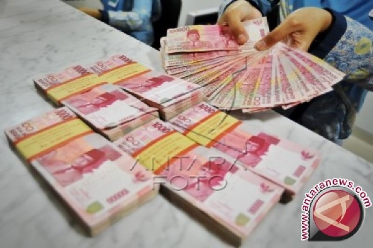 Rupiah Kamis Pagi Melemah Tipis Menjadi Rp 14.140