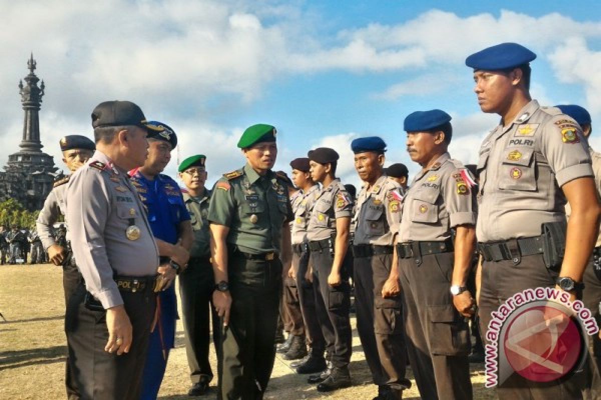 Ribuan Polisi Amankan Jokowi Di Bali