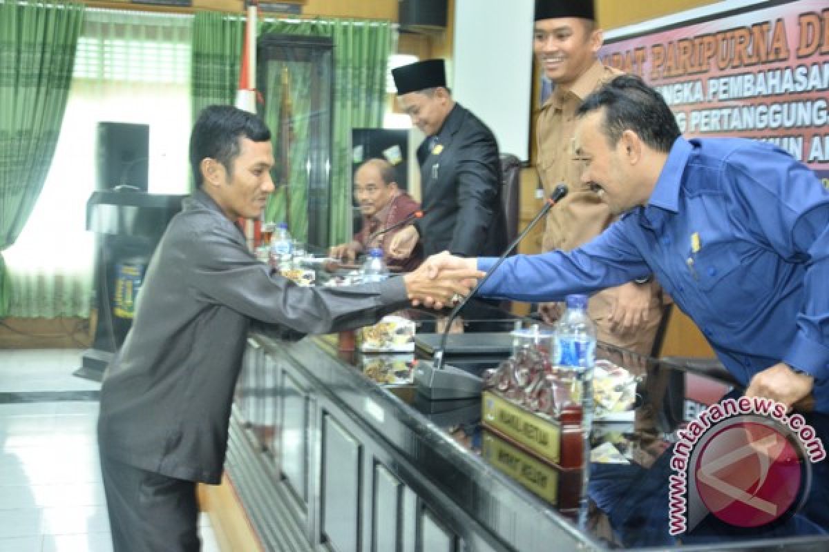 Dprd Tebingtinggi Setujui Pertanggungjawaban Apbd 2014 