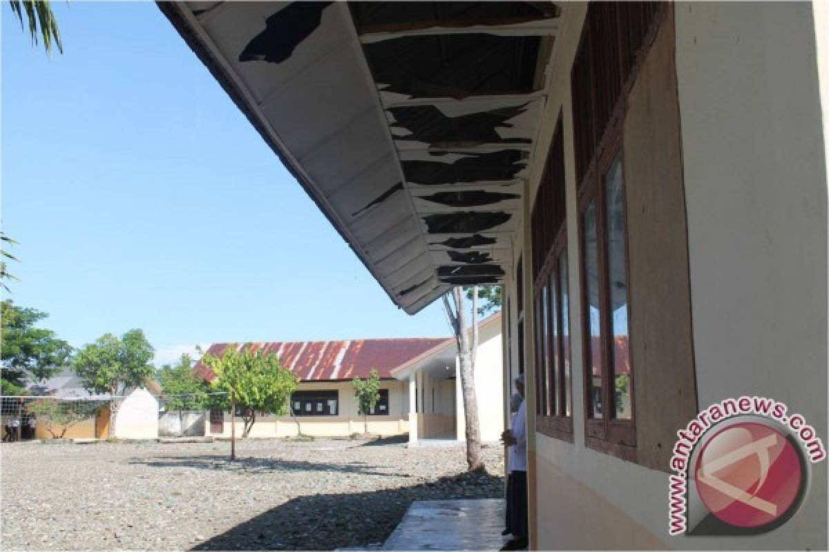 Ruang belajar SMPN di Aceh Selatan rusak