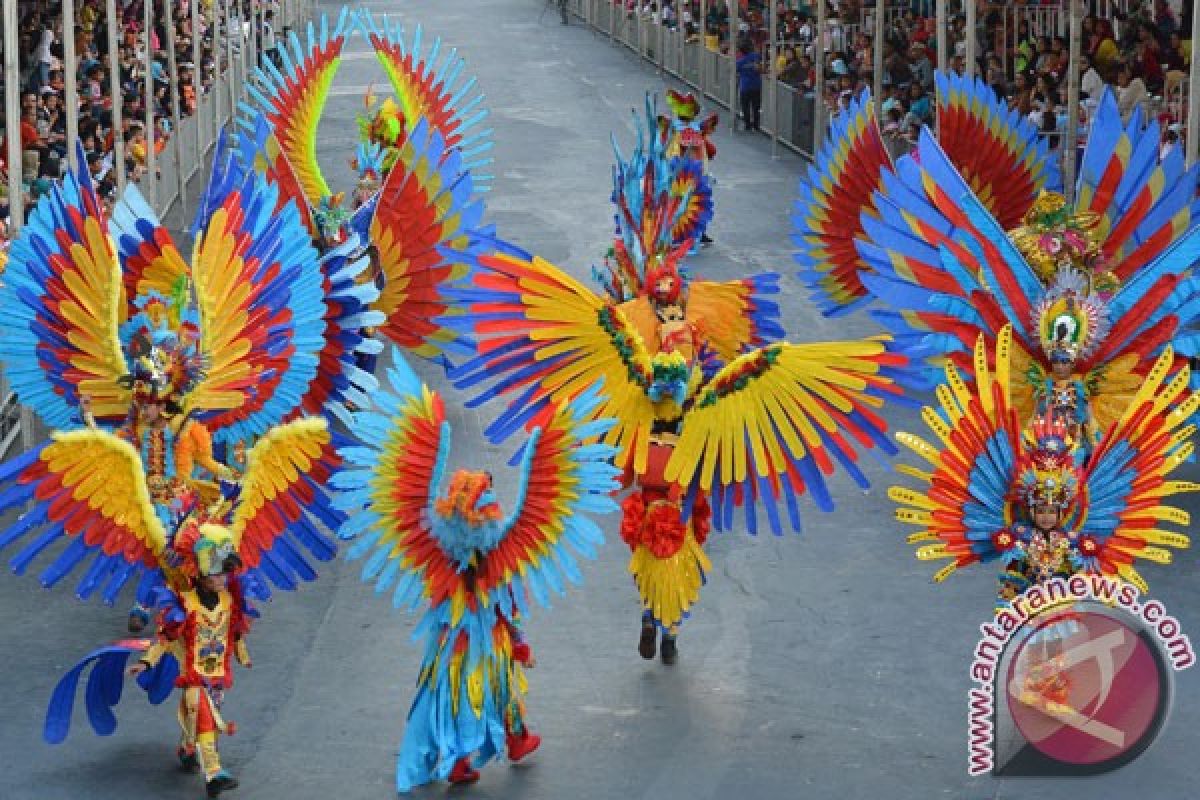 Anak-anak difabel memukau di Jember Fashion Carnaval Kids