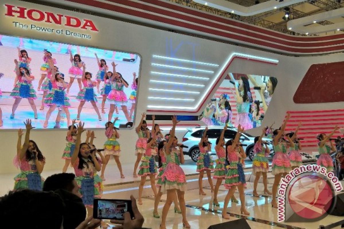 JKT48 kembali guncang booth Honda