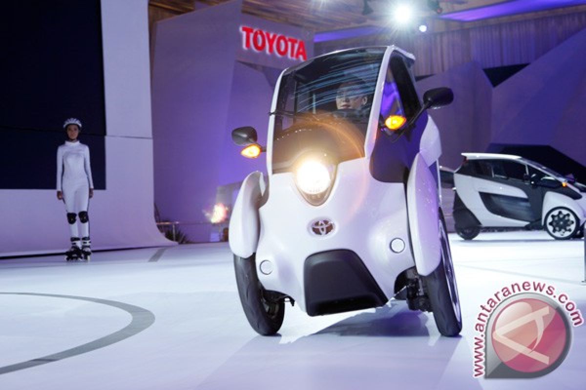 Mirai dan i-Road wujud teknologi masa depan Toyota