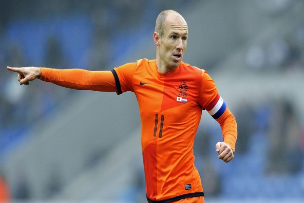 Robben Gantikan Van Persie Kapten Tim Belanda