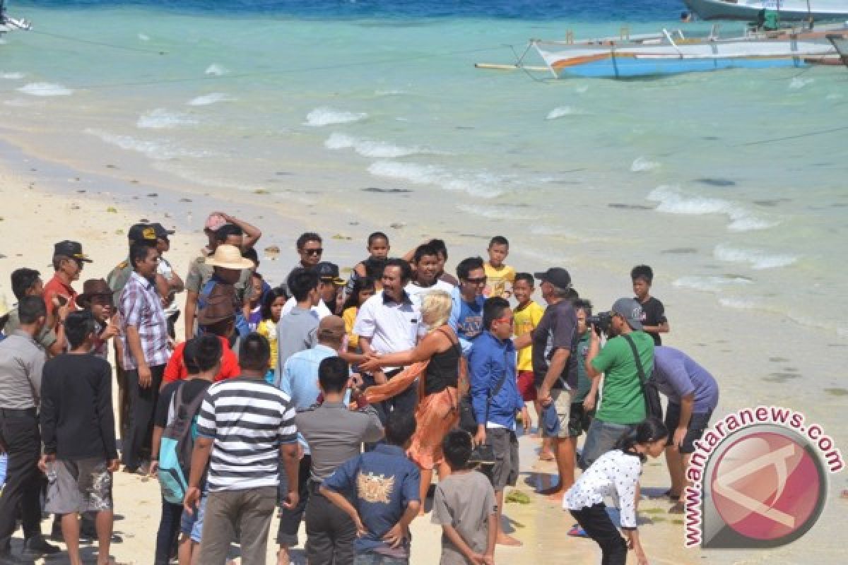 Wisatawan Mancanegara Antusias Saksikan Festival Saronde