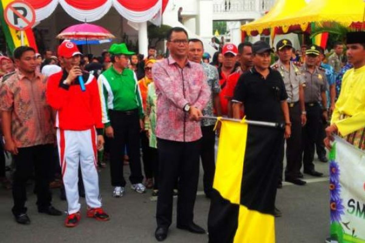 Ribuan Peserta Ikuti Pawai Karnaval Meriahkan HUT RI