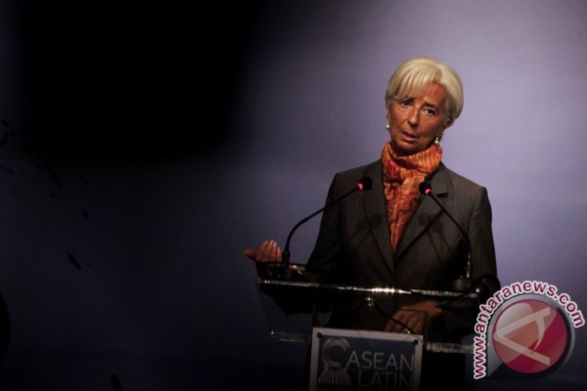 Ekonomi Global Masih Mengkhawatirkan, kata Lagarde