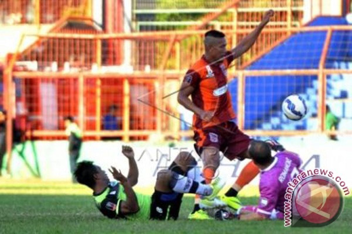 Pusamania Borneo Beats PBR 2-0 In President Cup