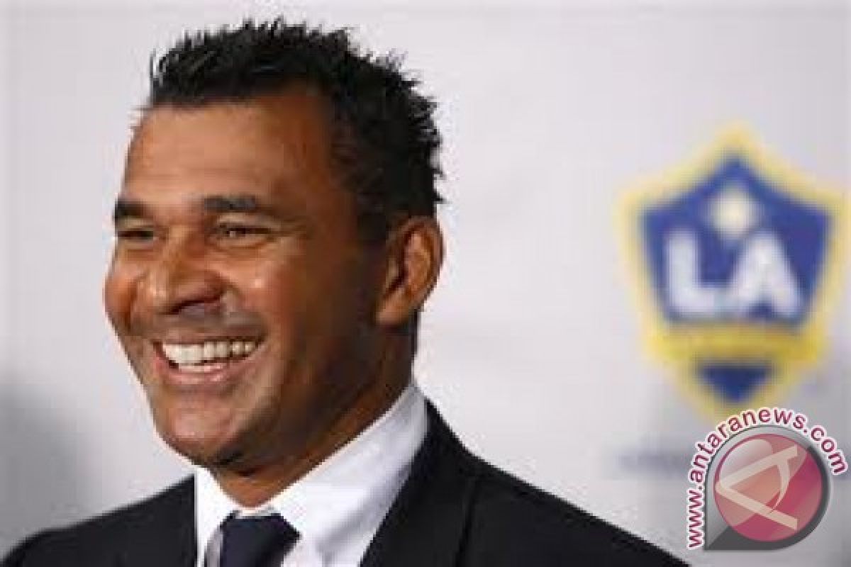 Ruud Gullit Akan Kunjungi Ambon