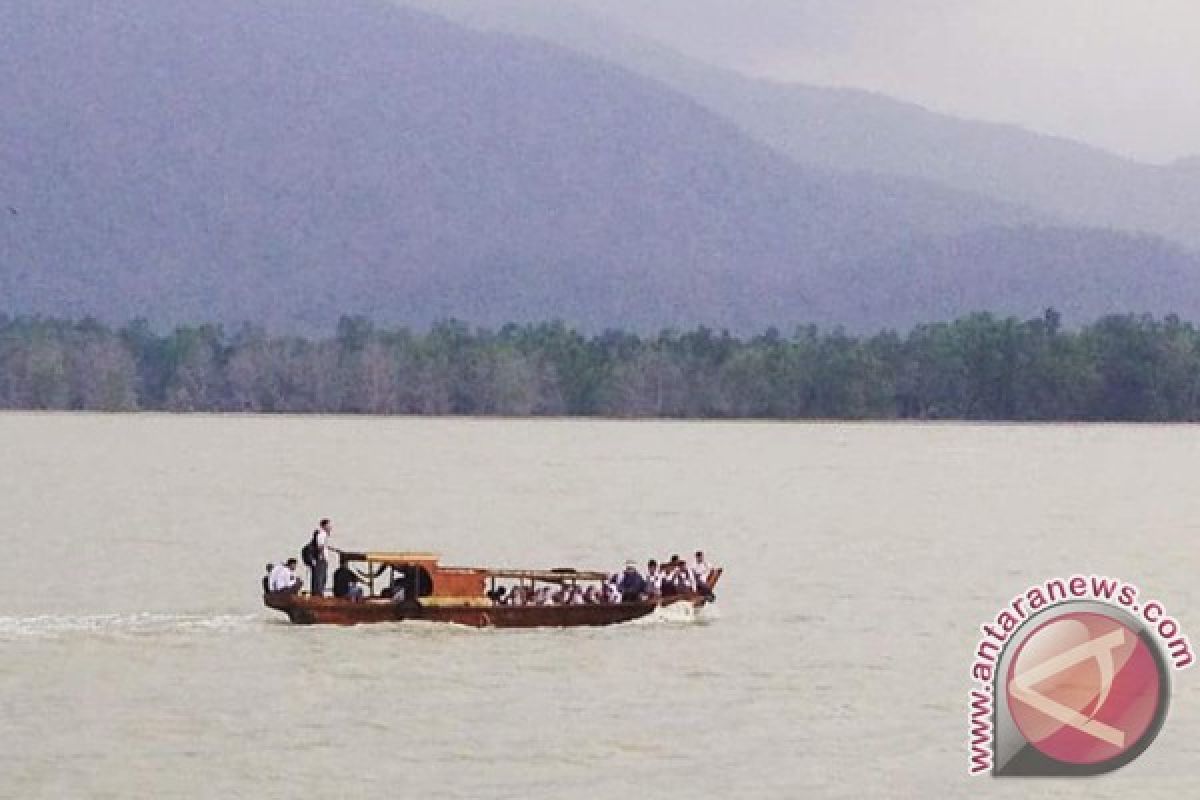 Legislator: Transportasi Pelajar Hinterland PR Pemkab Lingga