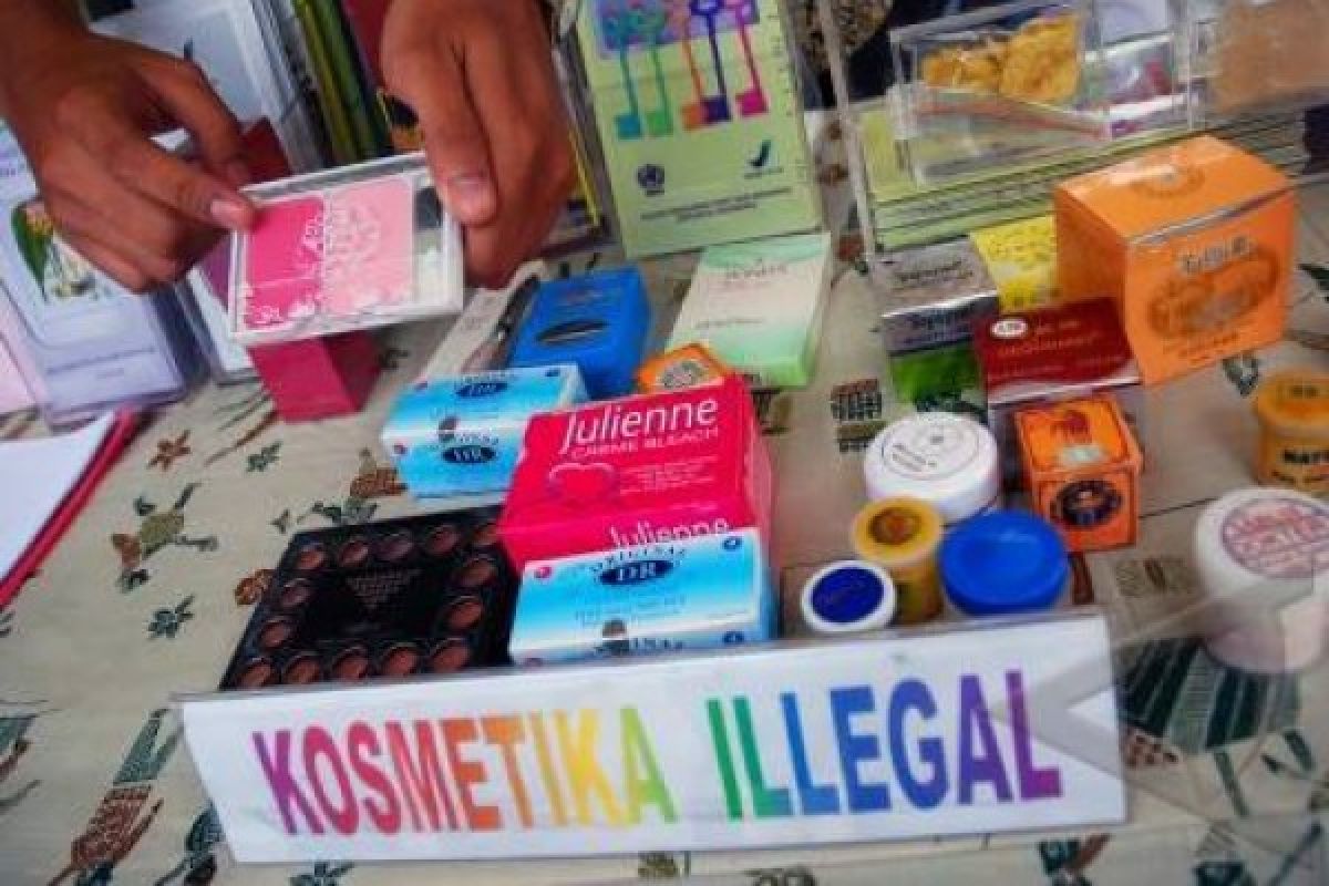 Sebanyak 595 produk kosmetik ilegal ditemukan di Banjarmasin