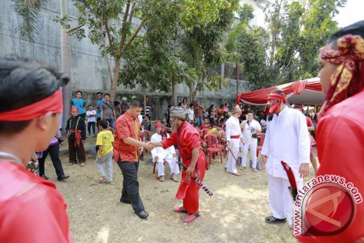 Masyarakat Bantik gelar festival pahlawan Mongisidi