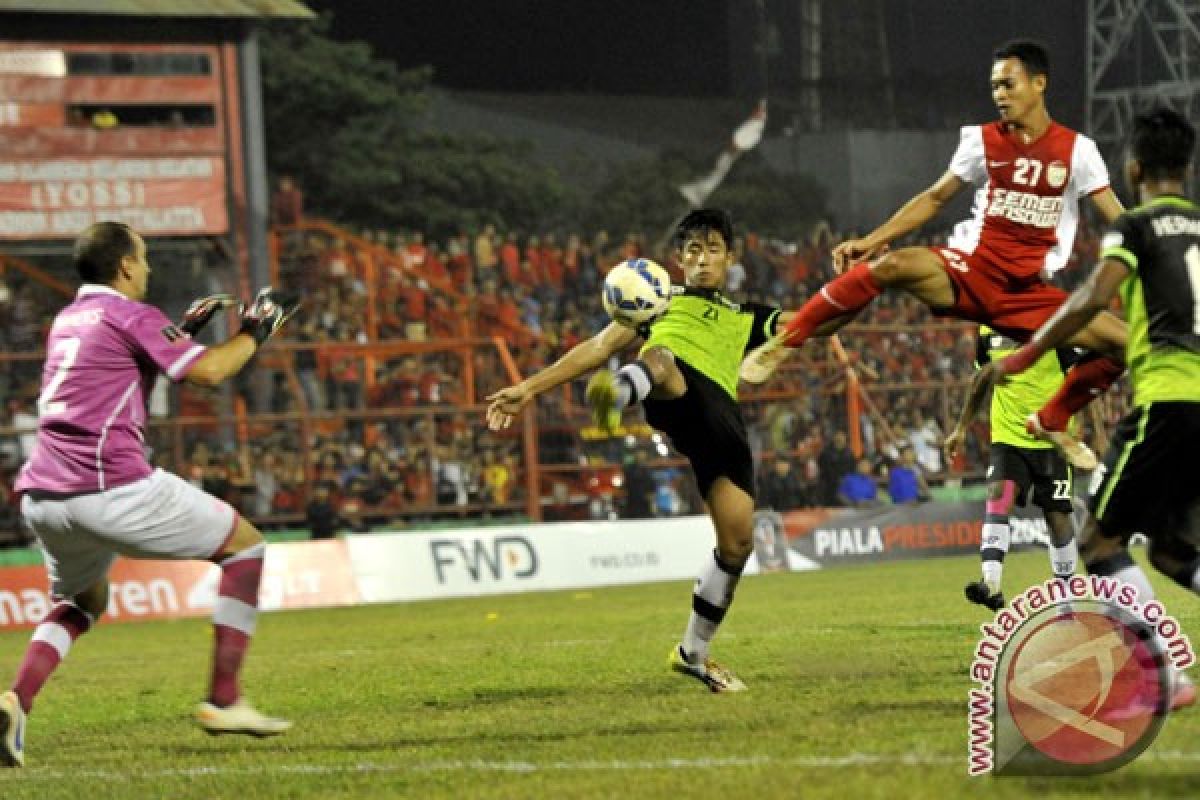 PSM dan Borneo FC bermain imbang 0-0