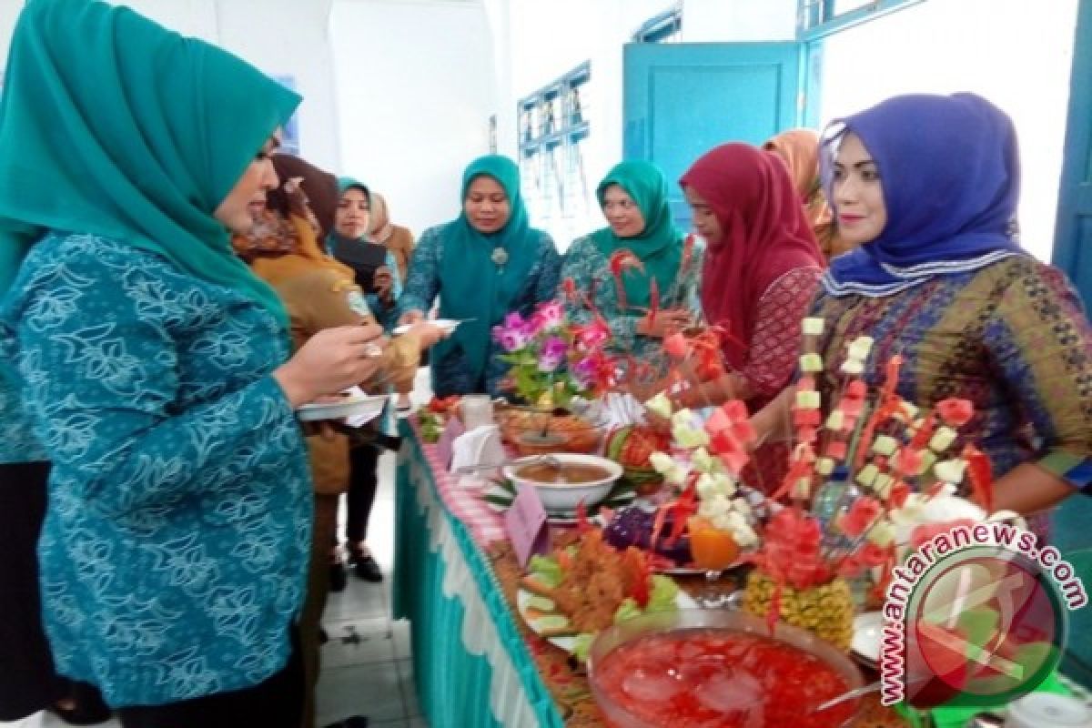 PKK Madina Gelar Lomba Pengolahan Makanan