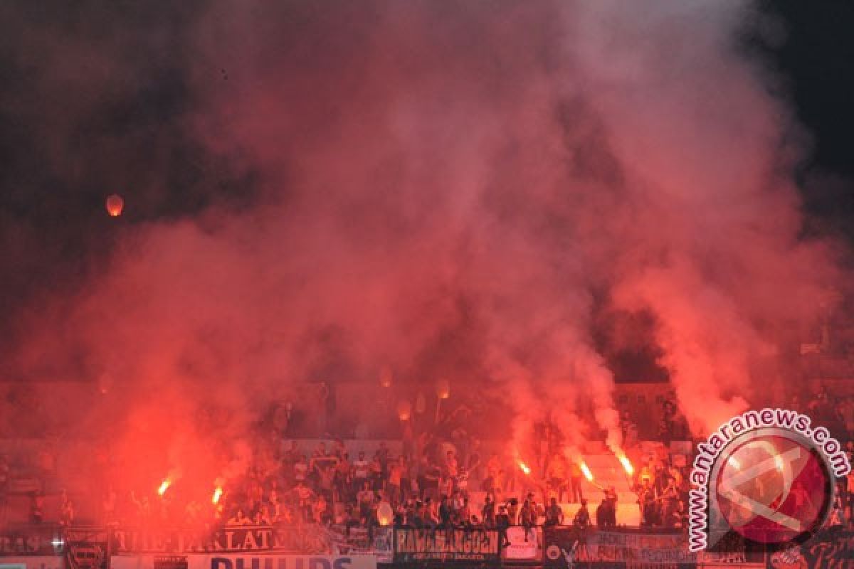 Persija tes kekuatan sebelum piala Bhayangkara