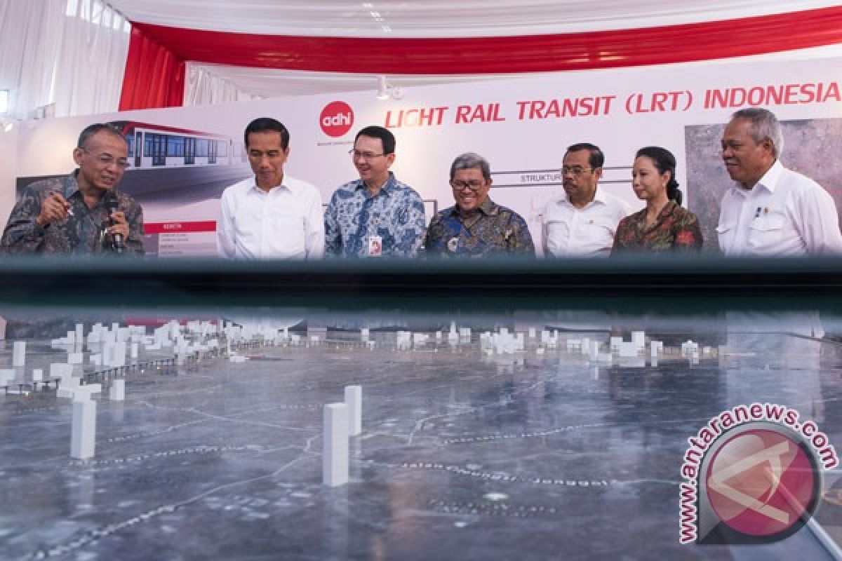 Presiden ingin transportasi massal terintegrasi sebelum 2018