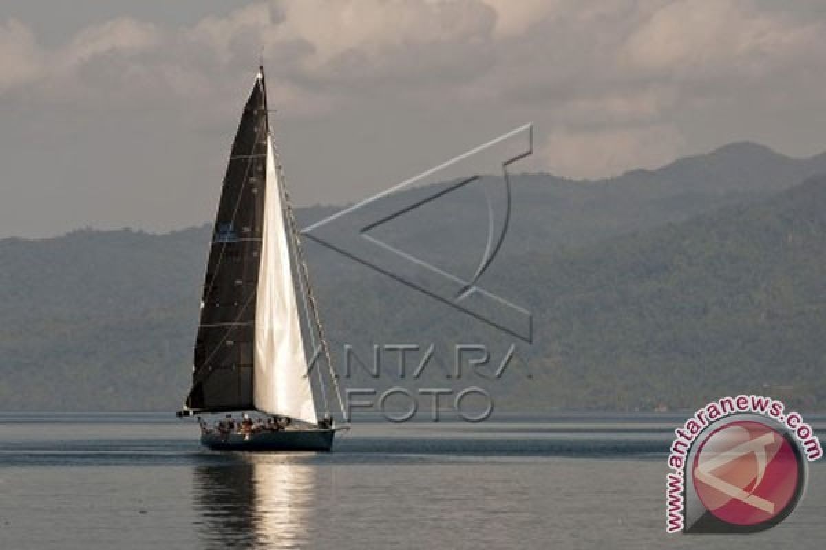 Some 13 Yachts Cross Finish Line In Ambon