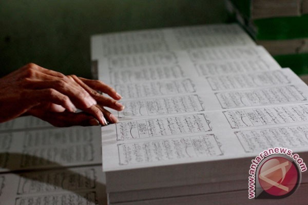 Santri Madura Buat Aplikasi Tata Bahasa Arab