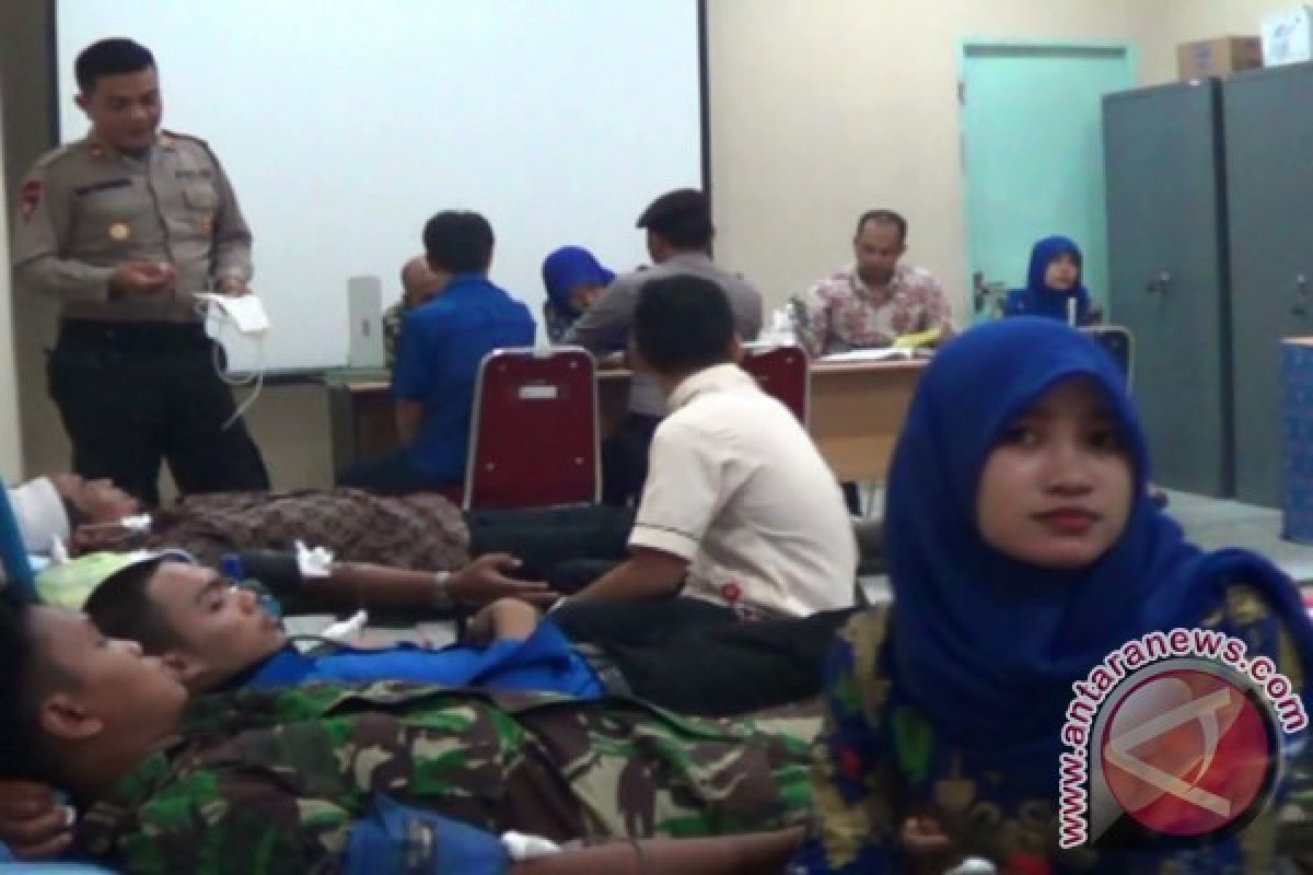 TVRI Kalbar Gelar Donor Darah