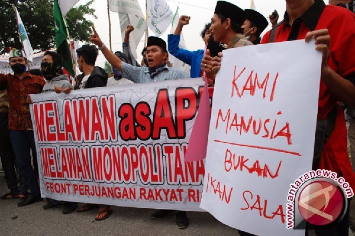 Biaya plesiran legislator Riau lampaui dana penanggulangan asap