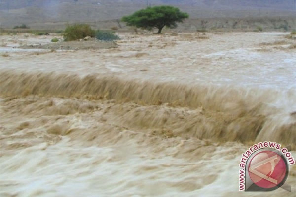 Dinkes Langkat Terjunkan Tim Kesehatan Pasca Banjir  