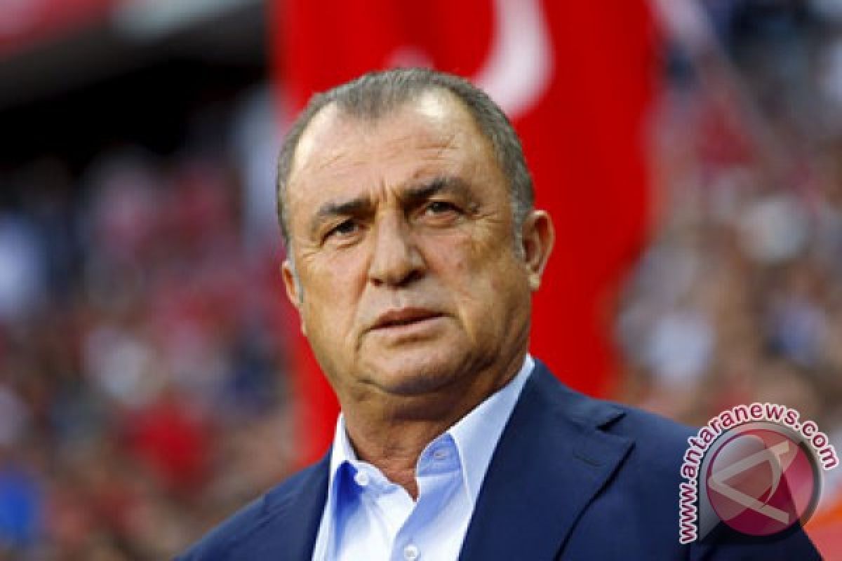 Euro 2016 - Terim marah, tuduh timnya "lempar handuk" kepada Spanyol