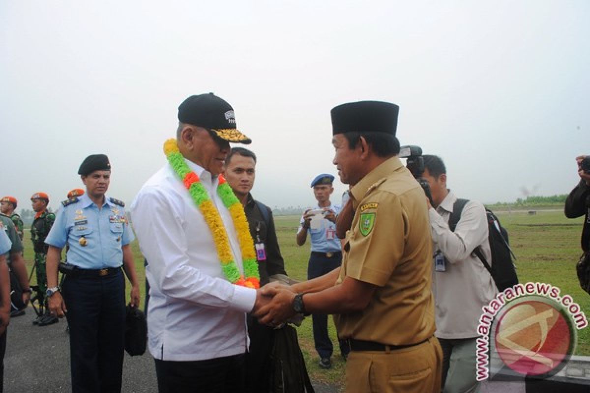 Menhan Janjikan Penambahan Alutsista Militer di Natuna