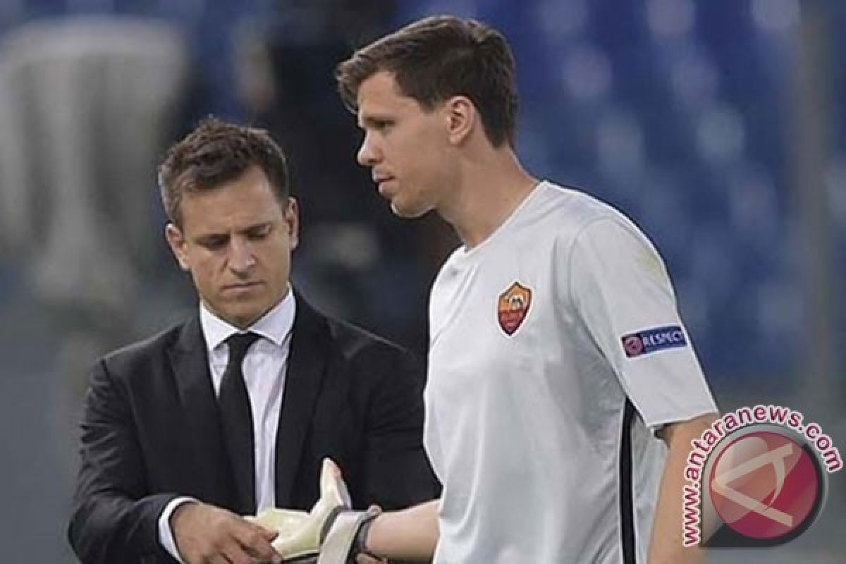 Kiper Roma Szczesny juga cedera usai lawan Barcelona