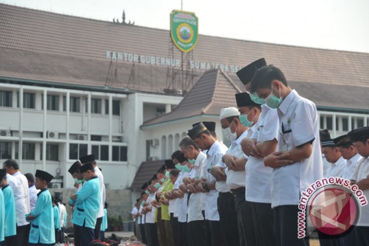 Polda Sumsel gelar  shalat minta hujan