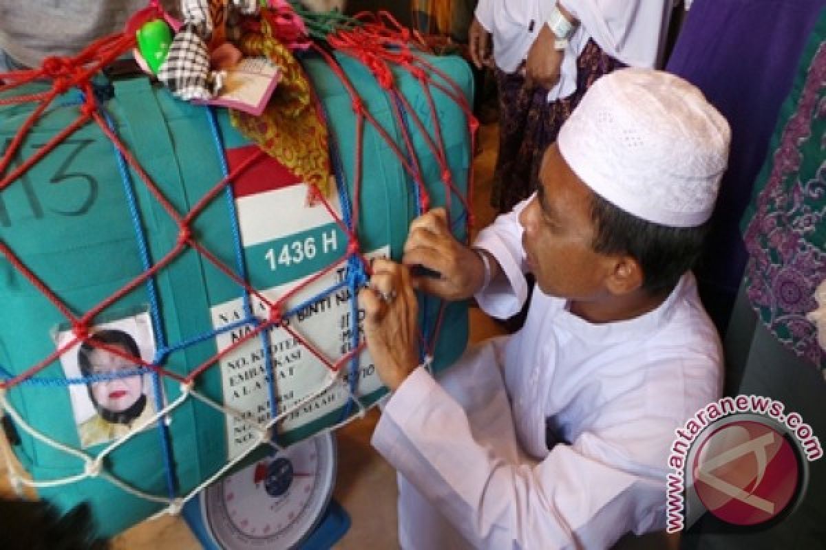 Banyak musibah, keluarga cemas tunggu kepulangan jemaah haji