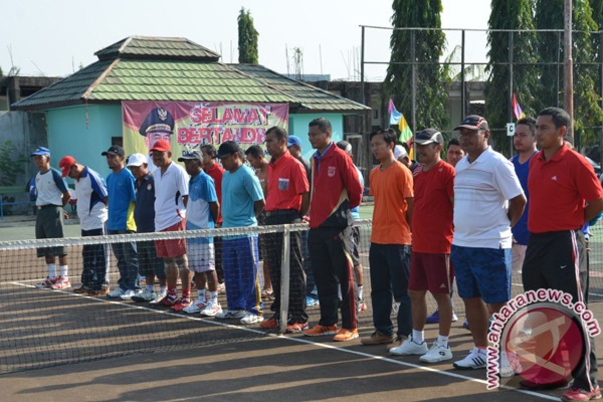 Tenis Lapangan Bupati Banjar Cup Ajang Silaturrahmi 
