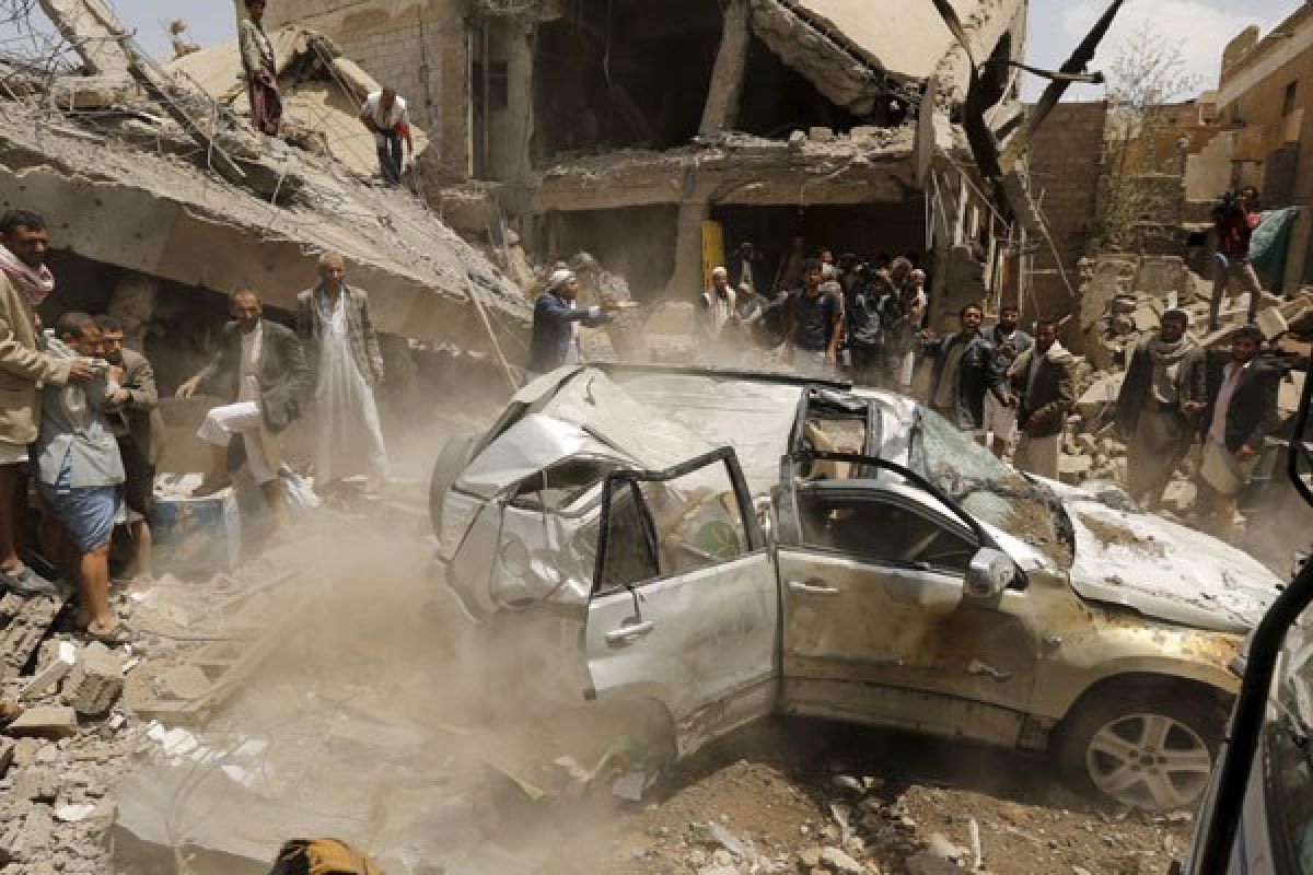 Serangan udara pimpinan Arab Saudi tewaskan 11 orang di Yaman