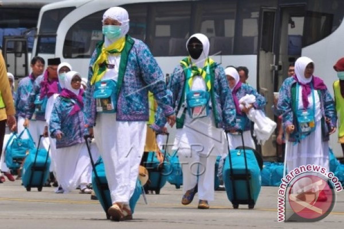 Ini dia, Calon haji termuda dari Karawang