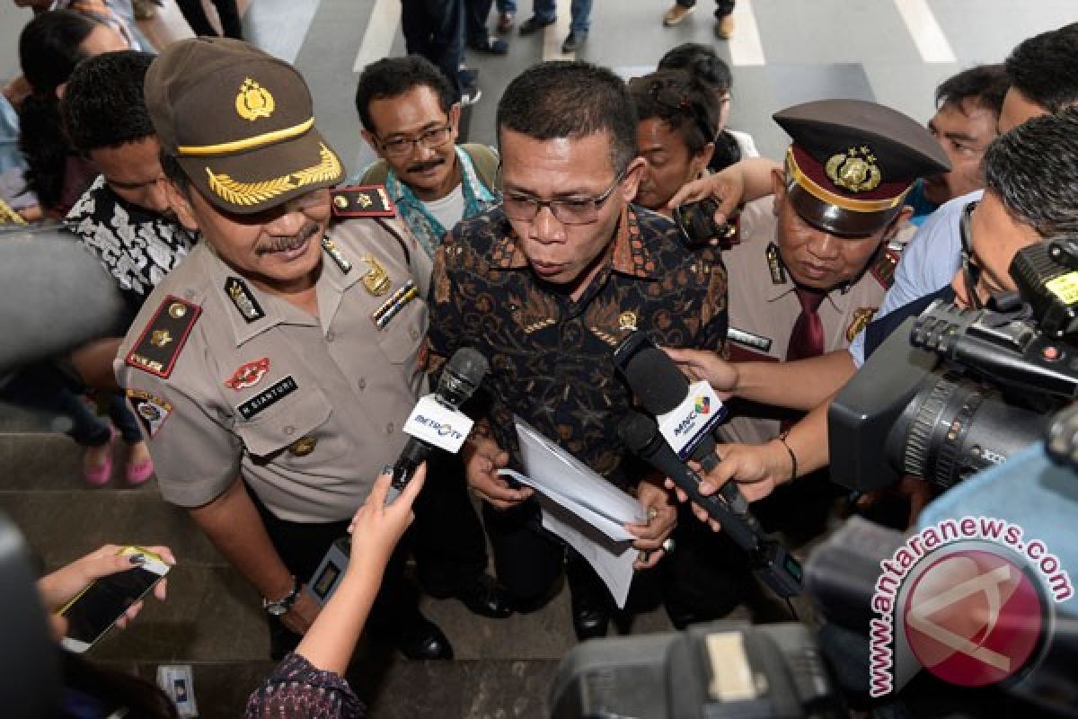 DPR desak Kapolri ungkap dalang pembunuhan Salim Kancil