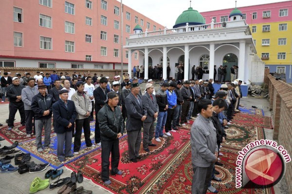 Perhimpunan Muslim Tiongkok Rayakan Idul Adha