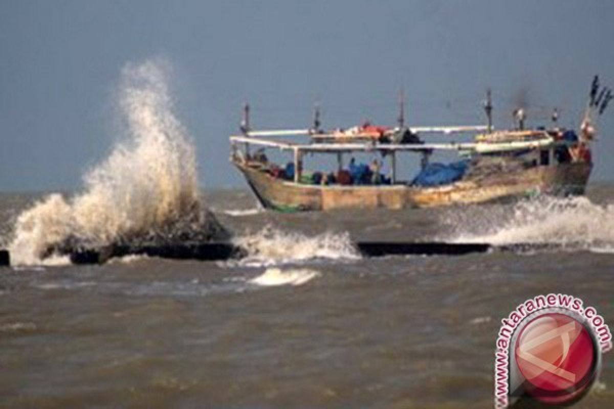 Kapal pengangkut avtur tenggelam di perairan Asmat