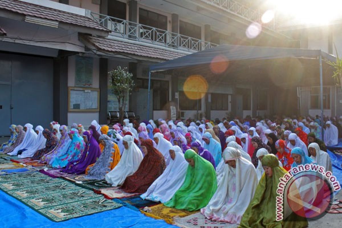 F-NasDem buka bersama dengan penghuni Rutan Pondok Bambu