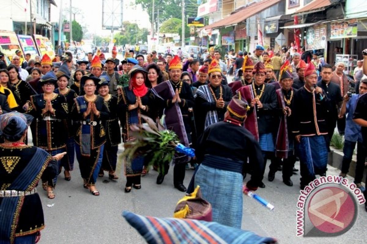 Dairi Menjadi Mutiara Budaya Sumut