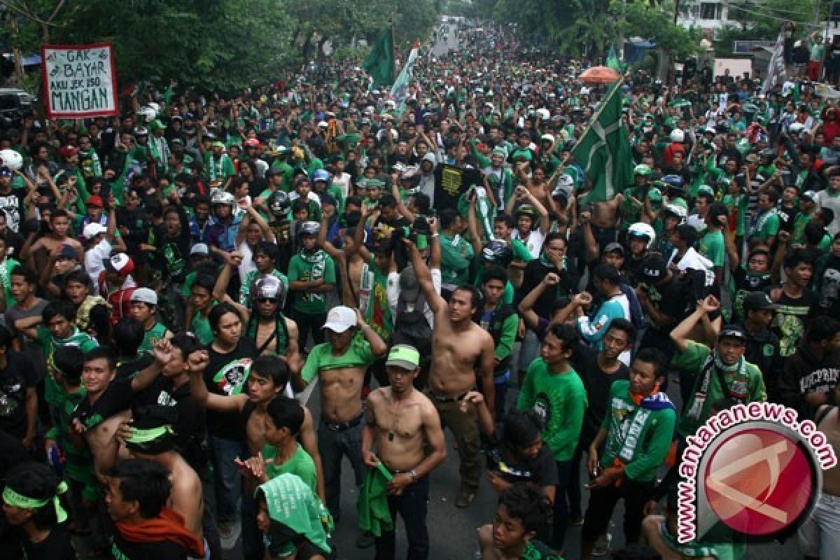 Bonek Minta Persebaya Tak Lanjutkan Piala Presiden