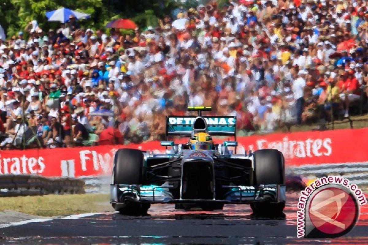 Hamilton Juarai Grand Prix Jepang