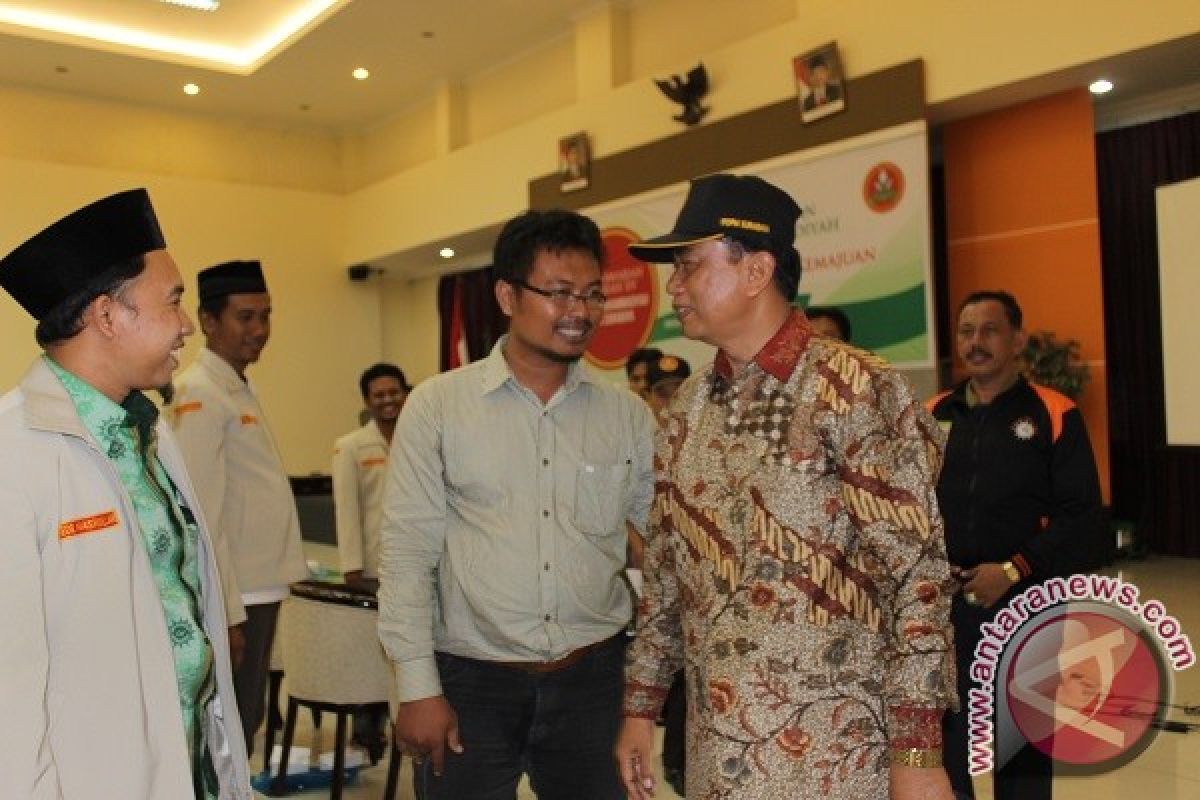 Rasiyo Kritik Kebijakan Pembangunan Pemkot Surabaya