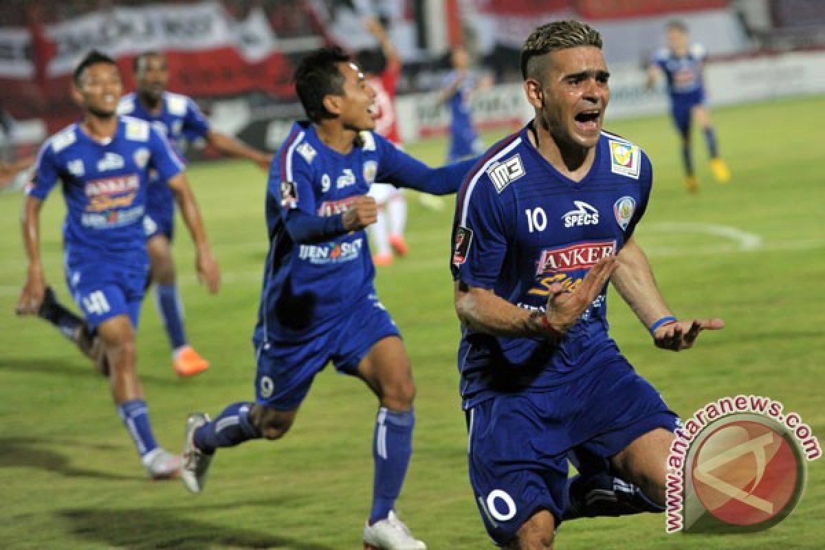 Arema Cronus bekuk tuan rumah Bali United 3-2