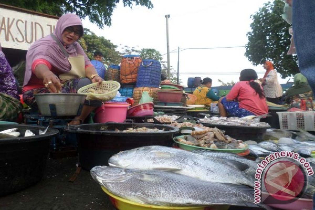 Pedagang: Pasokan Ikan Laut di Bojonegoro Normal