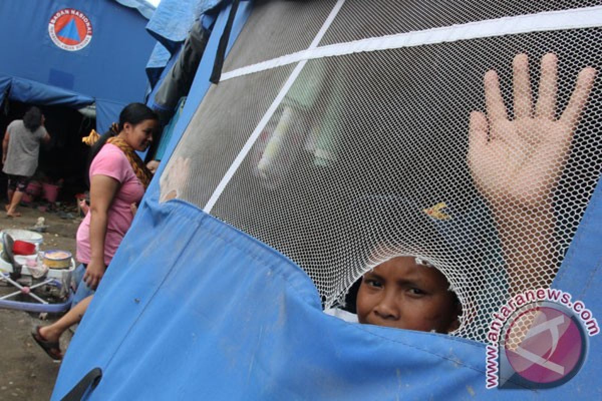Program relokasi pengungsi Sinabung ricuh, satu tewas