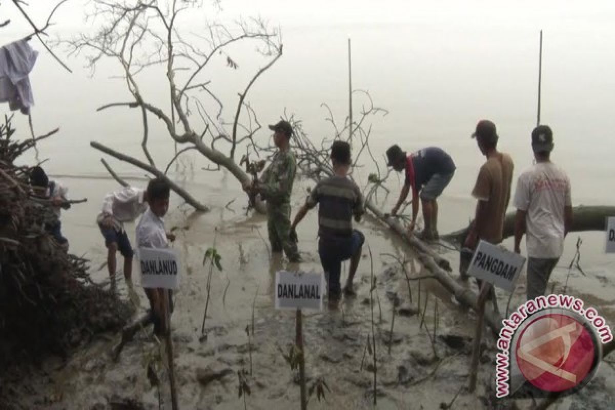 Korem Gapo ajak masyarakat tanam pohon mangrove