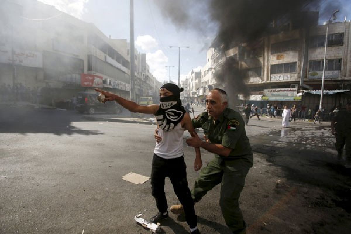 Warga Palestina cedera saat pemukim Yahudi serbu Masjid Nabi Yunus