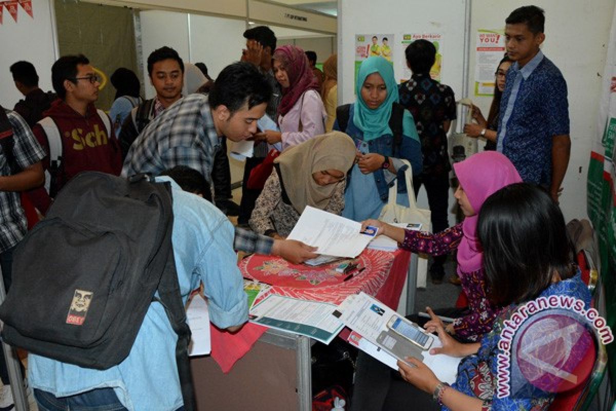 Disnakertrans adakan "job fair" untuk kurangi pengangguran