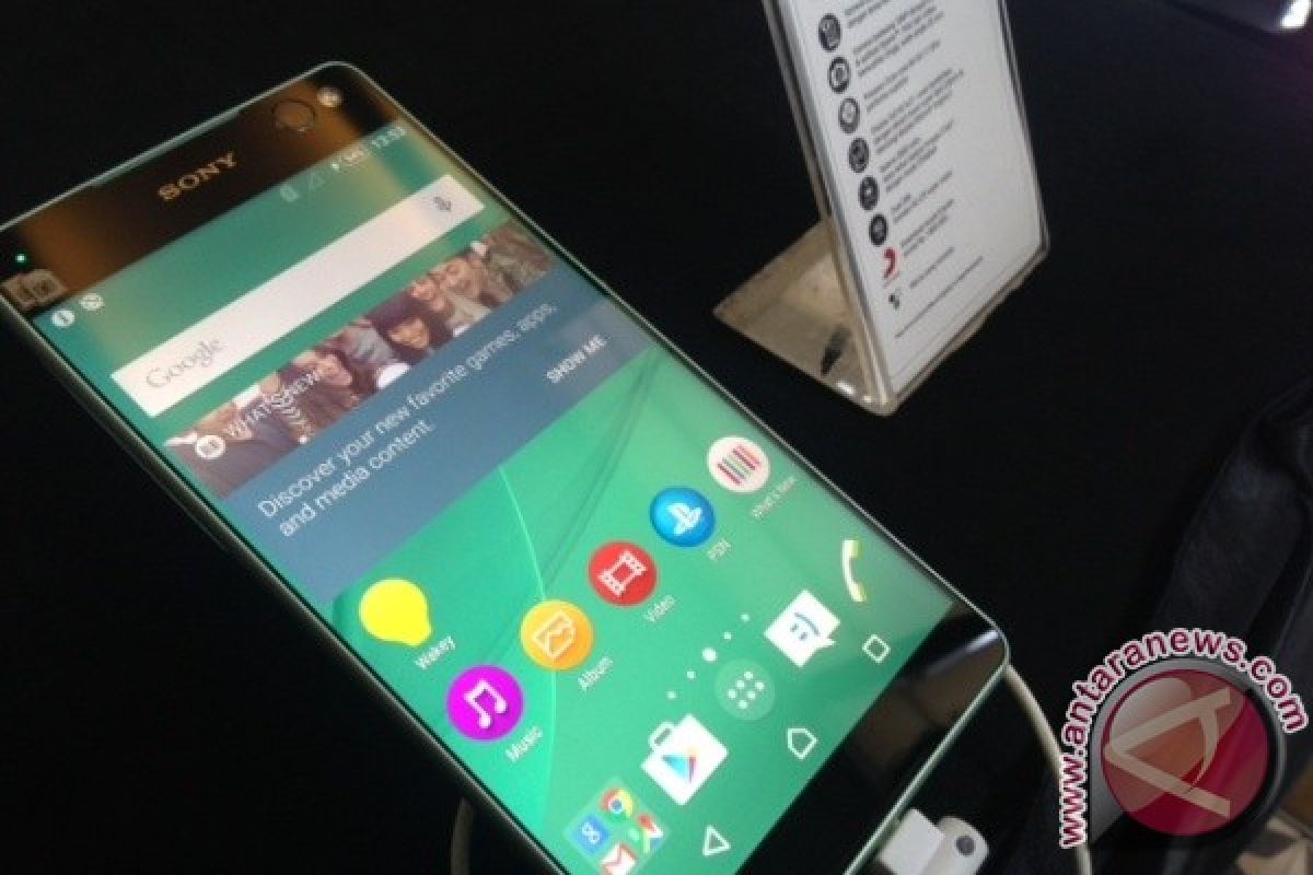 Sony perkenalkan ponsel selfie Xperia C5 Ultra