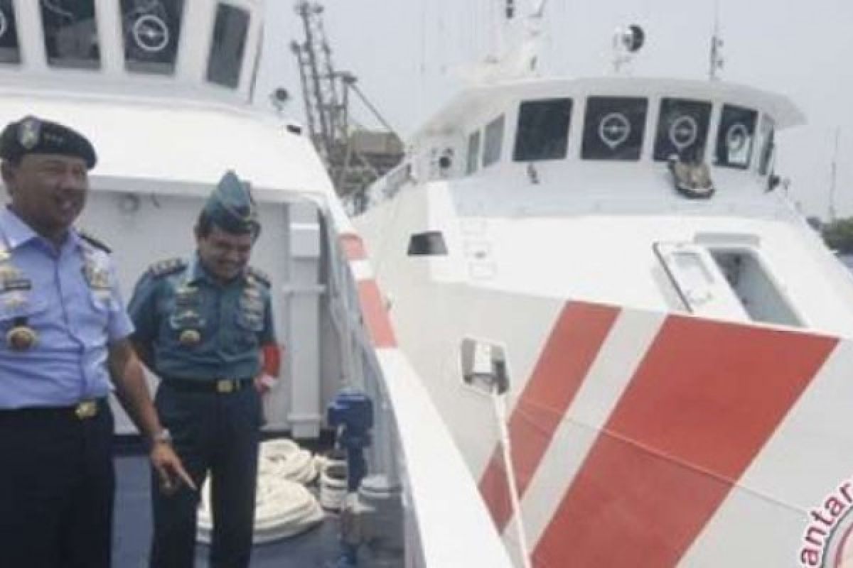  Mewujudkan Bakamla Sebagai "Indonesia Coast Guard" 