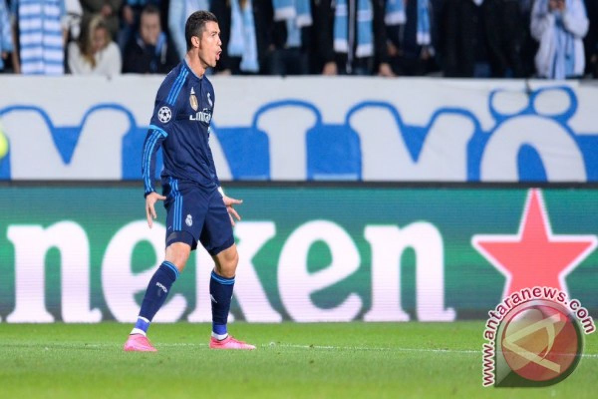 Dwigol Ronaldo bawa Madrid atasi Malmo 2-0